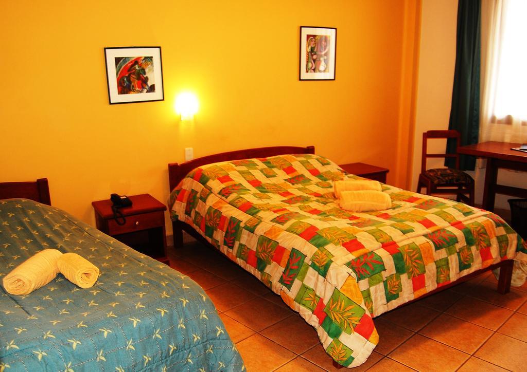 Casas Kolping Ξενοδοχείο Σούκρε Δωμάτιο φωτογραφία
